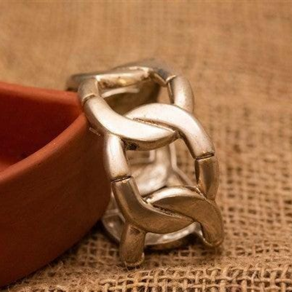 Bold Linked Bracelet (Adjustable)